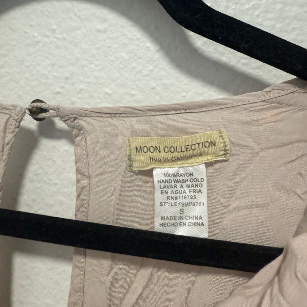 Moon Collection Light Beige Studded Romper Size Small - Picture 5 of 5